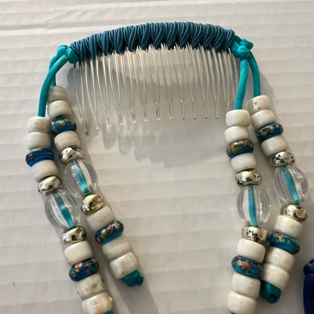 Beaded Hair Combs Set of 4 - Picture 3 of 10